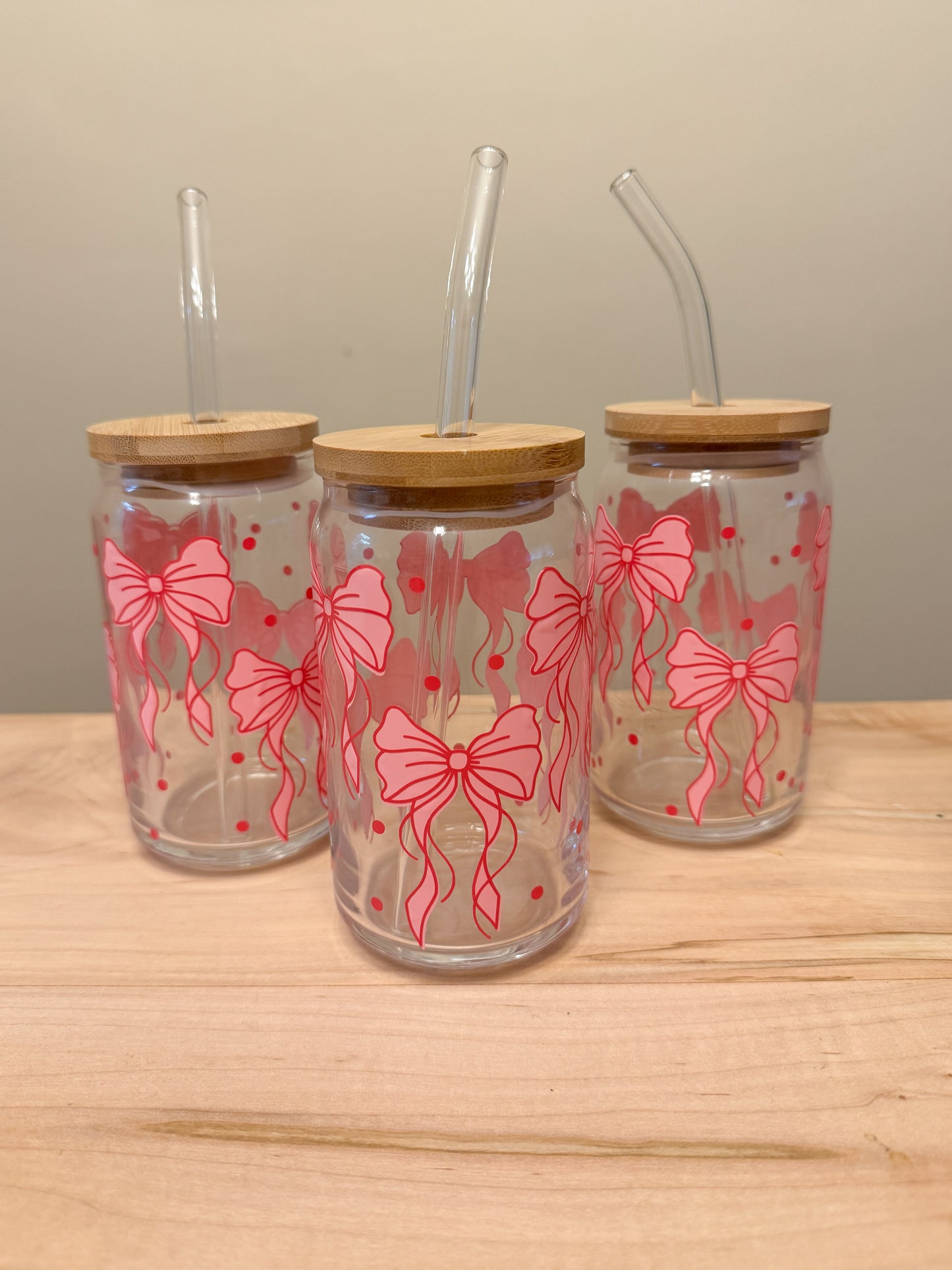 pink bows glass tumbler